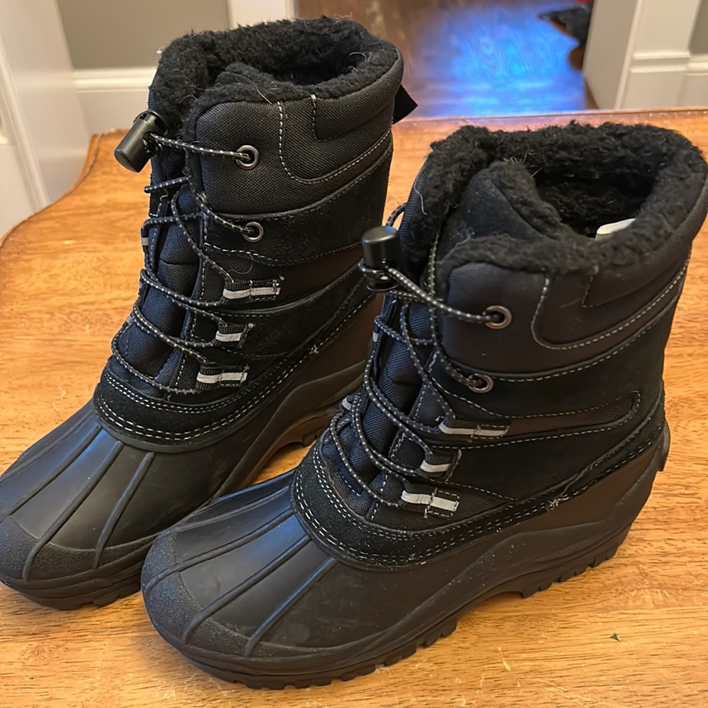 Kids snow boot
